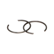 Cargar imagen en el visor de la galería, Wiseco ROUND WIRE PIN LOCKS (PAIR) Retaining Clip Shelf Stock