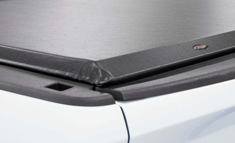 Access 20-22 Jeep Gladiator 5ft Bed (w/ Trail Rail) Limited Roll-Up Tonneau Cover