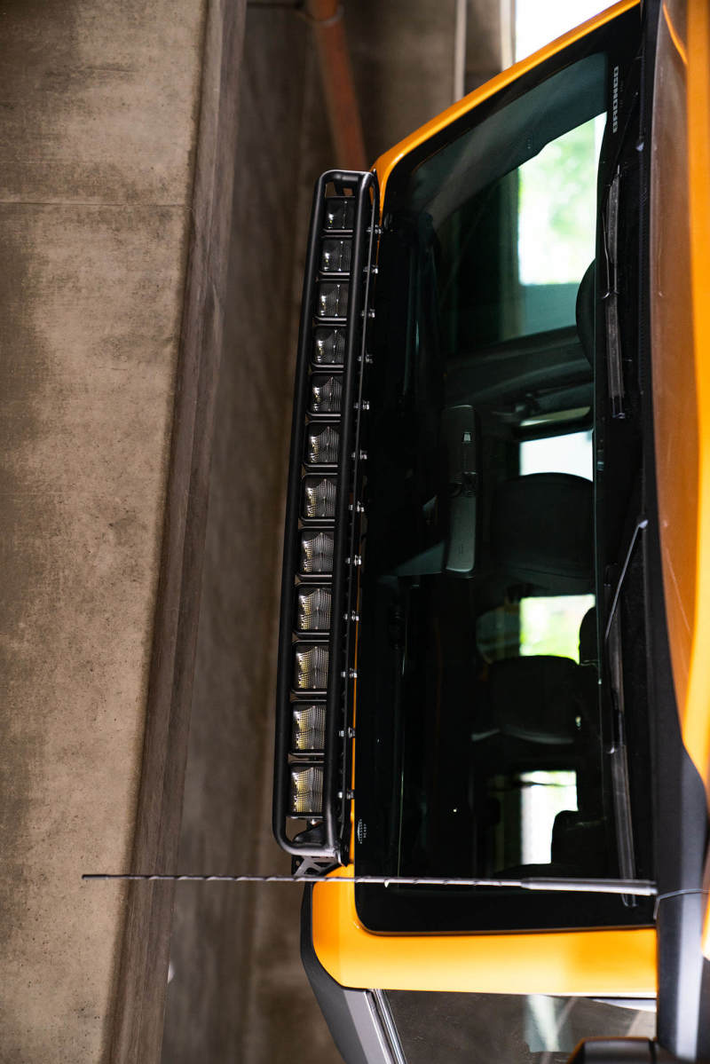 Soporte de luz curvo DV8 21+ Ford Bronco para luces de 12 3 in