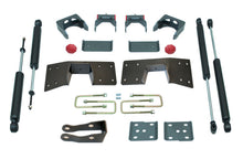 Cargar imagen en el visor de la galería, MaxTrac 99-06 GM C1500 2WD V6/V8 5in Rear Lowering Kit