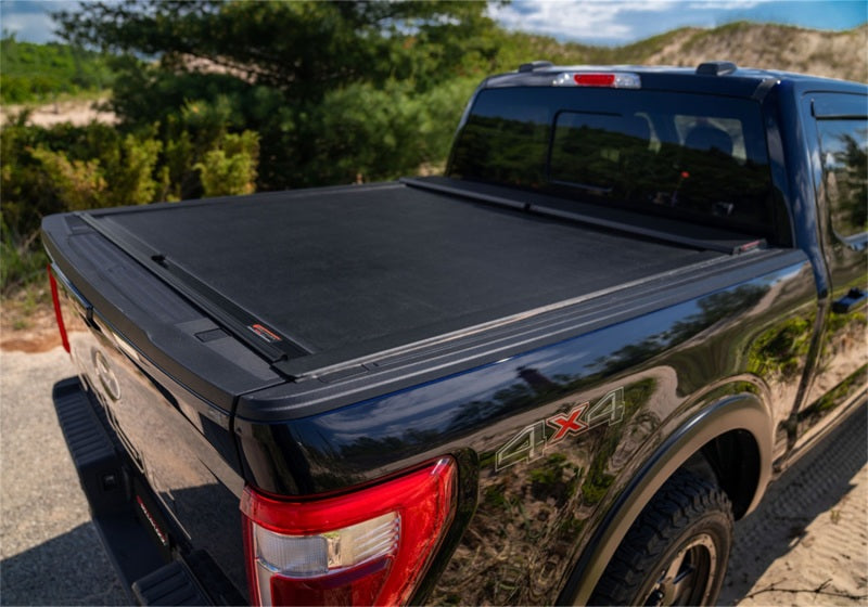 Roll-N-Lock 17-19 Ford F-250/F-350 Super Duty SB 80-9/16in M-Series Retractable Tonneau Cover