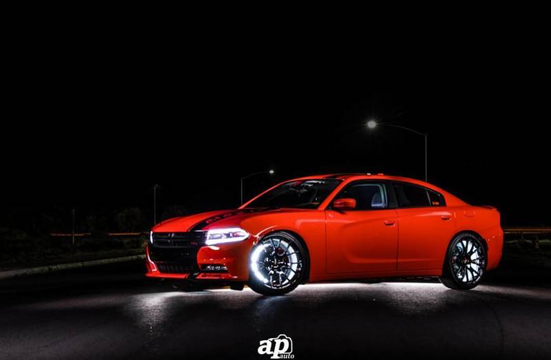 Anillos de rueda iluminados con LED de Oracle - ColorSHIFT - 15 in. - ColorSHIFT Sin control remoto VER GARANTÍA