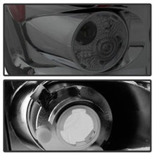 Cargar imagen en el visor de la galería, Luces traseras de estilo europeo Spyder Chevy TrailBlazer 02-09 ahumadas ALT-YD-CTB02-SM