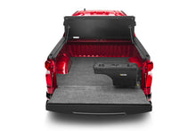 Cargar imagen en el visor de la galería, UnderCover 07-18 Chevy Silverado 1500 (19 Legacy) Passengers Side Swing Case - Black Smooth