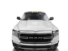 Cargar imagen en el visor de la galería, AVS 19-19 Ram 1500 With Sunroof Aerocab Marker Light - Black