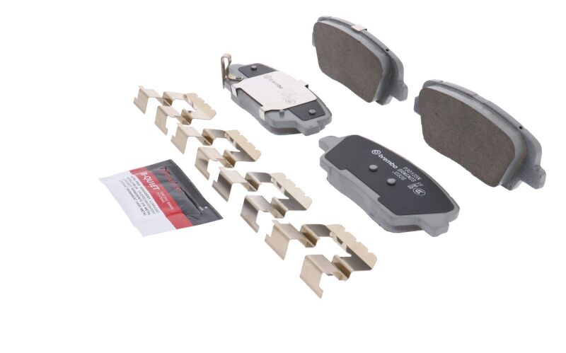Brembo 17-18 Kia Sorento/ Hyundai Santa Fe Sport Rear NAO Brake Pad