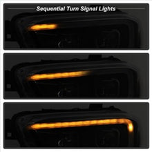 Cargar imagen en el visor de la galería, xTune Toyota Tacoma 16-18 DRL Light Bar Projector Headlights - Black PRO-JH-TTA16-LBDRL-BK