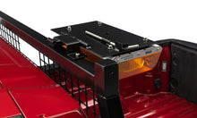 Cargar imagen en el visor de la galería, Soporte de luz BackRack de 16 x 7 pulgadas con base de montaje central plegable