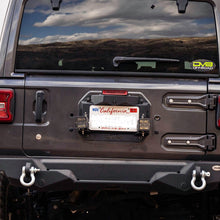 Cargar imagen en el visor de la galería, DV8 Offroad 18-22 Jeep Wrangler JL Spare Tire Delete Kit w/Light Mounts