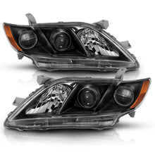 Cargar imagen en el visor de la galería, Faros delanteros con proyector ANZO 2007-2009 para Toyota Camry, color negro y ámbar