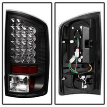 Cargar imagen en el visor de la galería, Luz trasera LED negra ALT-YD-DRAM02-LED-BK para Spyder Dodge Ram 1500 02-06/Ram 2500/3500 03-06