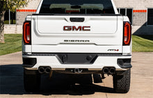 Cargar imagen en el visor de la galería, Corsa 19-23GMC Sierra 1500 Cat-Back Dual Rear Exit with Twin 4in Black Powder Coat Pro-Series Tips