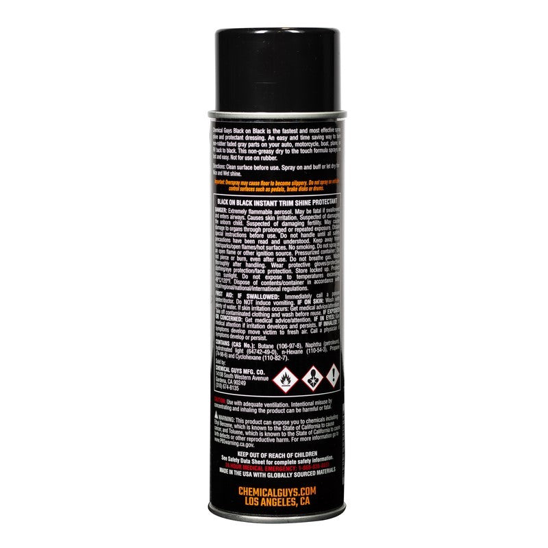 Spray abrillantador instantáneo para bordes Black on Black de Chemical Guys, 11 oz