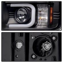 Cargar imagen en el visor de la galería, Spyder Chevy Silverado 2014-16 2500 HD Projector Headlights Light Bar DRL Blk PRO-YD-CSHD14-LBDRL-BK