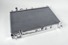 Cargar imagen en el visor de la galería, CSF 00-10 Honda S2000 Radiator