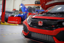 Cargar imagen en el visor de la galería, Intercambiador de calor delantero Perrin 2017+ Honda Civic Type R - Plateado