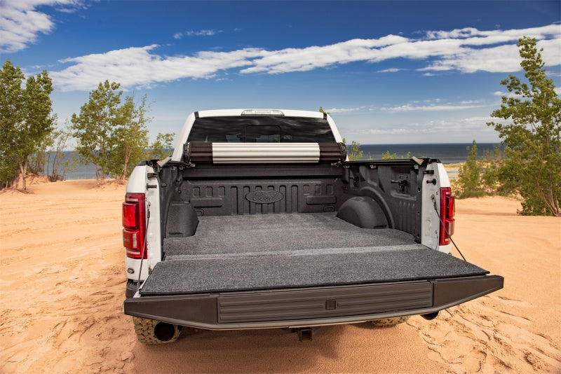 Alfombrilla XLT para caja de 5,7 pies de Dodge Ram 2019+ de BedRug (para usar con caja rociada y sin revestimiento)