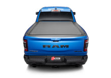 Cargar imagen en el visor de la galería, Dodge Ram BAK 19-21 sin caja Ram Revolver X4s, cubierta de caja de 6,4 pies (solo nuevo estilo de carrocería 1500)