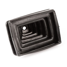 Cargar imagen en el visor de la galería, Funda exterior para palanca de cambios Omix, Wrangler TJ 97-04