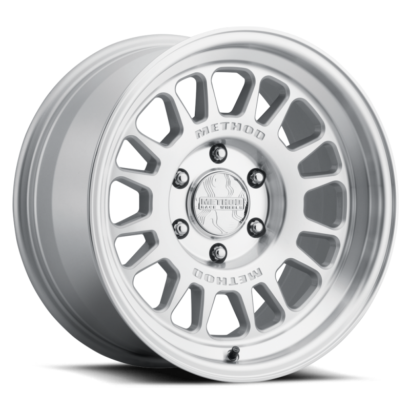 Method MR318 18x9 / 6x5.5 BP / 18mm Offset / 106.25mm CB Machined-Clear Coat