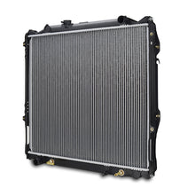 Cargar imagen en el visor de la galería, Mishimoto Toyota 4 Runner Replacement Radiator 1996-2002