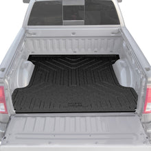 Cargar imagen en el visor de la galería, Alfombrilla de caja resistente Husky Liners para Dodge RAM 1500 09-18 / RAM 1500 Classic 19-20 de 67,4 pulgadas sin caja Ram