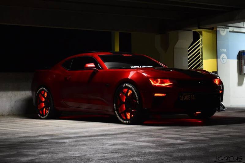 Anillos de rueda iluminados con LED de Oracle - ColorSHIFT - 15 in. - ColorSHIFT Sin control remoto VER GARANTÍA