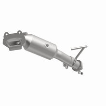 Cargar imagen en el visor de la galería, MagnaFlow Conv Direct Fit OEM 12-17 Jeep Wrangler 3.6L Underbody