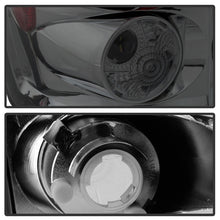 Cargar imagen en el visor de la galería, Luces traseras de estilo europeo Spyder Chevy TrailBlazer 02-09 ahumadas ALT-YD-CTB02-SM