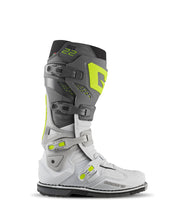 Cargar imagen en el visor de la galería, Gaerne SG22 Boot Anthracite/ White/Grey Size - 10