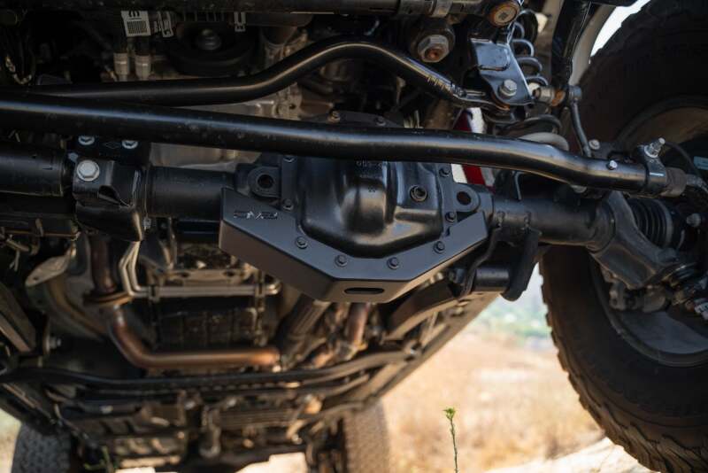 DV8 Offroad Front Differential Skid Plate — Fits 2018+ Jeep Wrangler JL / Gladiator JT