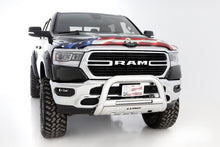 Cargar imagen en el visor de la galería, Stampede 19-23 Ram 1500 (Excl. Rebel/TRX) Vigilante Premium Hood Protector - Flag