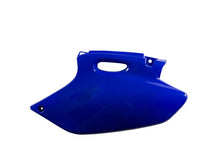 Cargar imagen en el visor de la galería, Acerbis 98 -02 Yamaha YZF/WRF Side Panels - YZ Blue