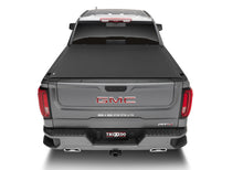 Cargar imagen en el visor de la galería, Truxedo 2023 GMC Canyon / Chevrolet Colorado 5ft 2in Bed Pro X15 Tonneau Cover - Matte Black