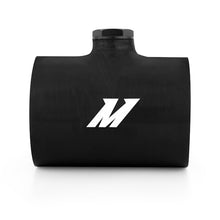 Cargar imagen en el visor de la galería, Mishimoto 3.0in Black Silicone Coupler w/ 1/8in NPT Bung