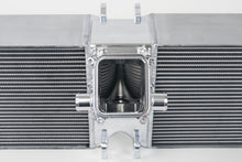 Cargar imagen en el visor de la galería, Sistema de intercooler de alto rendimiento CSF ​​2019+ Porsche 911 Carrera (3.0L Turbo - Base/S/4/GTS)