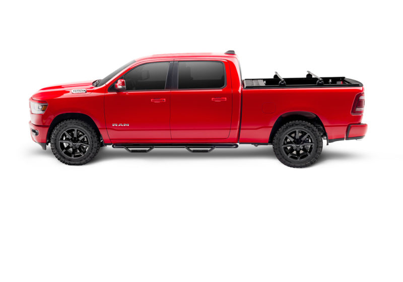 Toyota Tundra CrewMax 2022 de Retrax, caja de 5,5 pies con sistema de rieles de plataforma PowertraxPRO XR