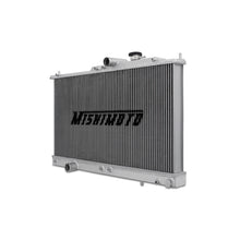 Cargar imagen en el visor de la galería, Mishimoto 00-05 Mitsubishi Eclipse GT Manual Aluminum Radiator