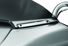 Cargar imagen en el visor de la galería, Kuryakyn Tracer Windshield Trim Lights Chrome