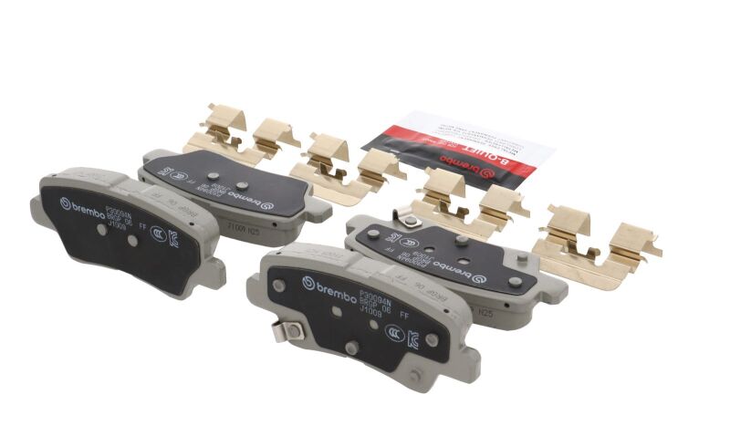 Brembo OE 2017 Hyundai Elantra/18-22 Ioniq/18-19 Sonata/16-17 Veloster Ceramic Brake Pad - Rear