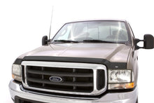 Cargar imagen en el visor de la galería, AVS 99-07 Ford F-250 Aeroskin Low Profile Acrylic Hood Shield - Smoke