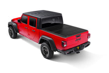 Cargar imagen en el visor de la galería, UnderCover 2020 Jeep Gladiator 5ft Flex Bed Cover