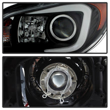 Cargar imagen en el visor de la galería, Spyder Subaru WRX 06-07 Projector Headlights - HID Model Only - Black PRO-YD-SWRX06-HID-LBDRL-BK