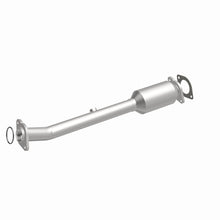 Cargar imagen en el visor de la galería, Magnaflow Conv DF 11-15 Frontier 4 Underbody