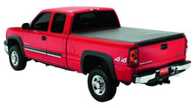 Cargar imagen en el visor de la galería, Lund 02-17 Dodge Ram 1500 (caja de 8 pies, no incluye cajas con Rambox) Cubierta de lona plegable triple Genesis, color negro