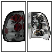 Cargar imagen en el visor de la galería, Luces traseras de estilo europeo Spyder Chevy TrailBlazer 02-09 ahumadas ALT-YD-CTB02-SM