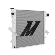 Cargar imagen en el visor de la galería, Mishimoto 07-17 Jeep Wrangler JK Performance Aluminum Radiator V2