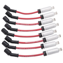 Cargar imagen en el visor de la galería, Juego de cables para bujías Edelbrock Ls Kit con manguitos de metal, resistencia de 99-15 50 ohmios, cable rojo (juego de 8)