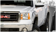 Cargar imagen en el visor de la galería, Bushwacker 07-13 GMC Sierra 1500 Boss Pocket Style Flares 2pc - Black