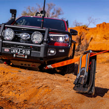 Cargar imagen en el visor de la galería, ARB Weekender Recovery Kit Incl 17600lb Recovery Strap/4.75T Shackles